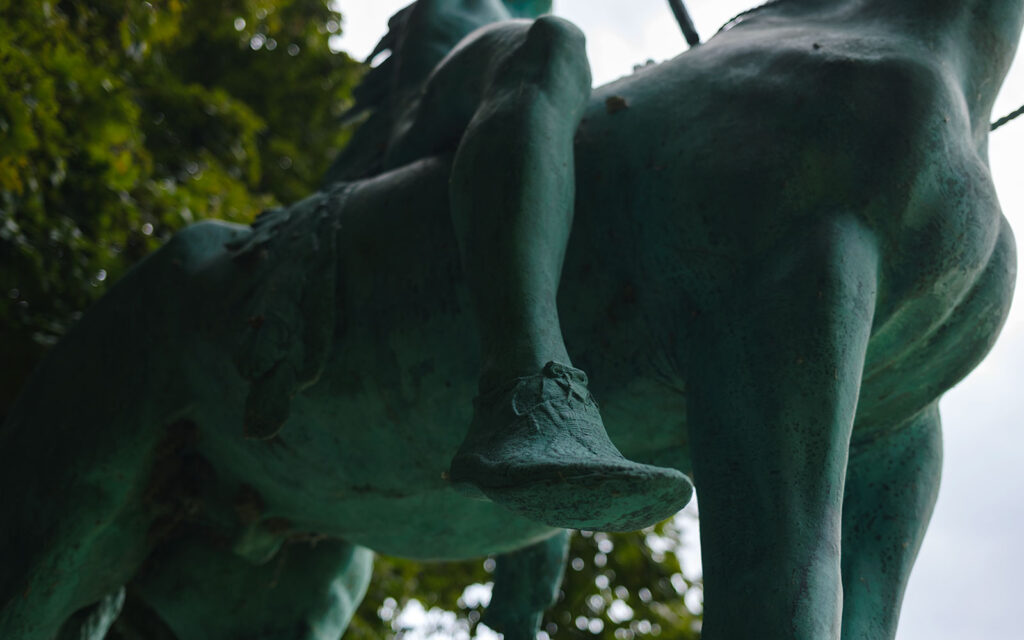 David Bernie Photos Photography Native Chicago American A Signal of Peace Monument Cyrus Edwin Dallin 1890