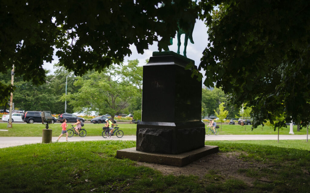 David Bernie Photos Photography Native Chicago American A Signal of Peace Monument Cyrus Edwin Dallin 1890